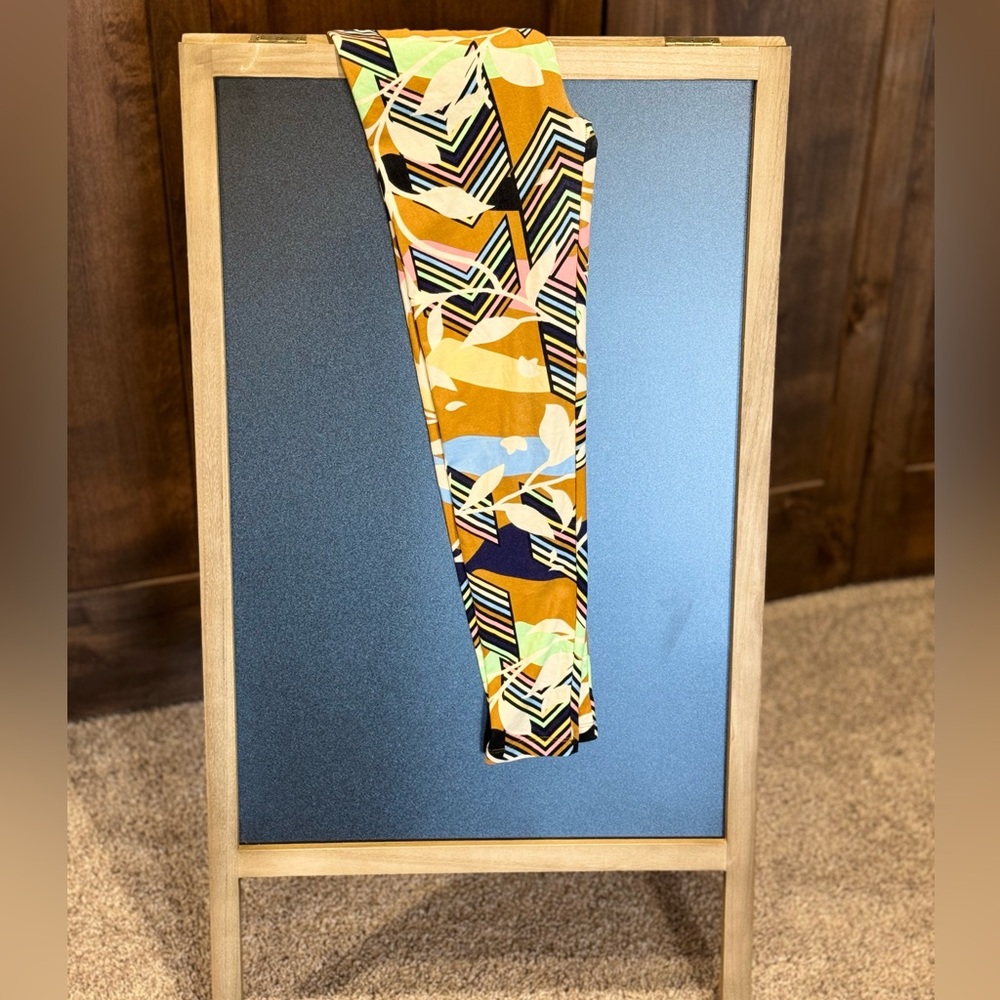 NWOT LuLaRoe leggings